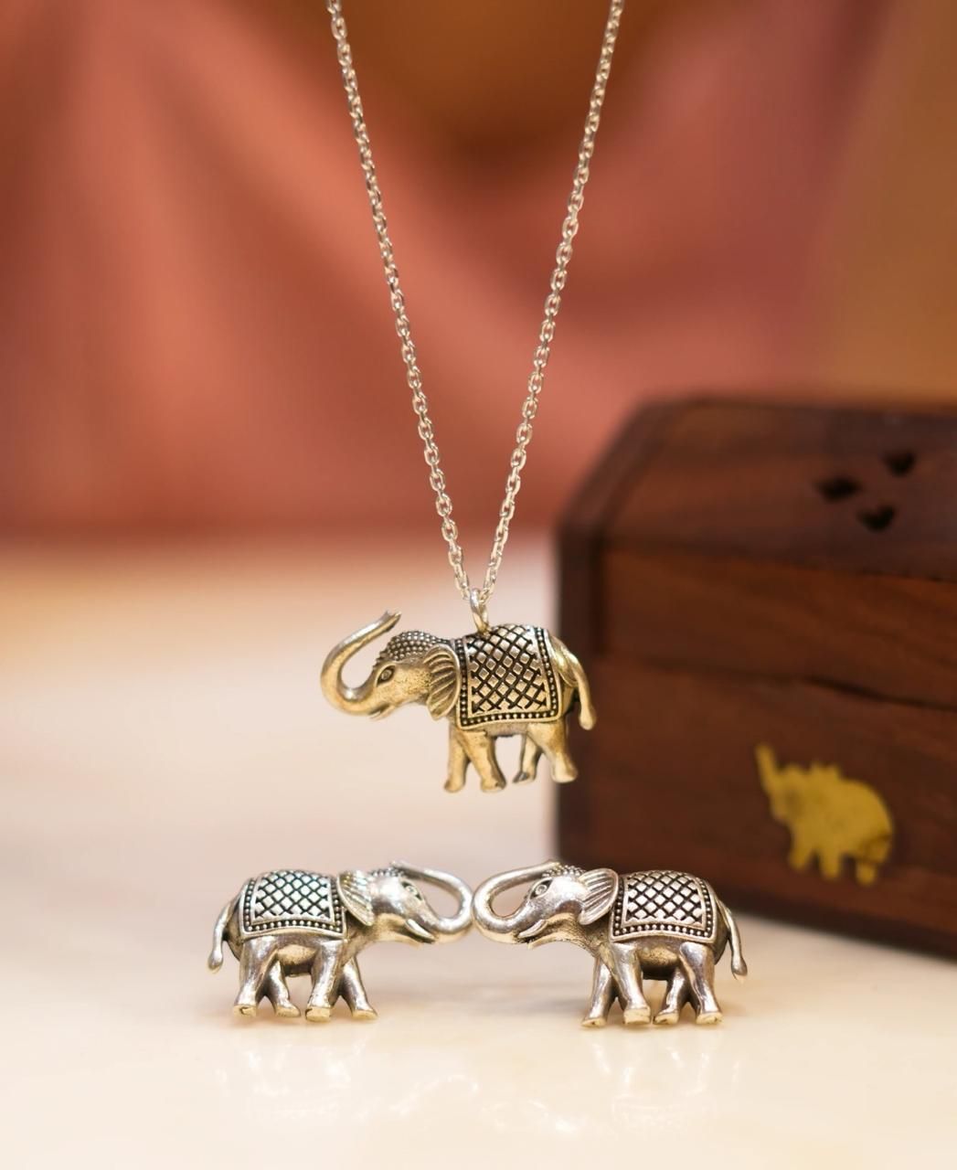 Elephant Necklace Set